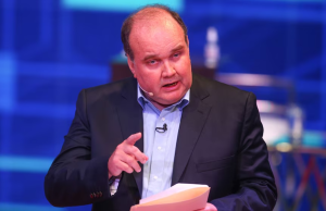 Rafael López Aliaga en campaña: sus primeras propuestas y el dilema de competir por la Presidencia y al Senado El aspirante a la alcaldía por Lima por el partido Renovación Popular afronta deudas coactivas por ocho empresas.